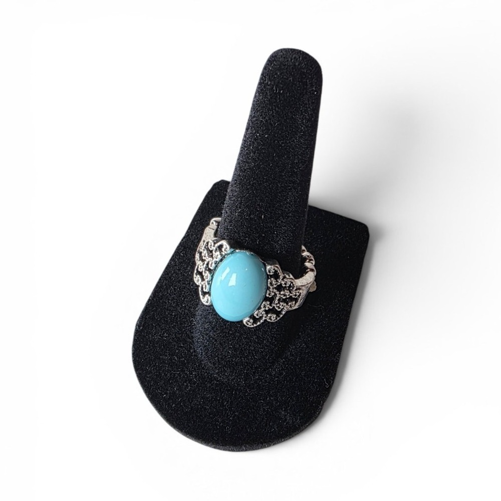 Vintage Turquoise Blue Oval Ring set in intricate Filigree Adjustable Sz 6
